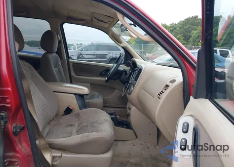 2004 Ford Escape Xlt из США, поврежденный, VIN 1FMYU931X4KA62334